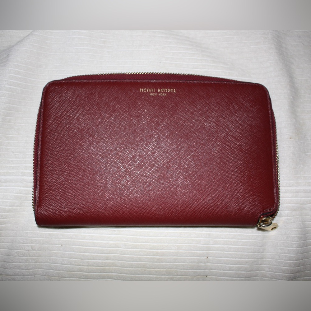 Henri Bendel Vintage Burgundy Zip Around Clutch Wallet